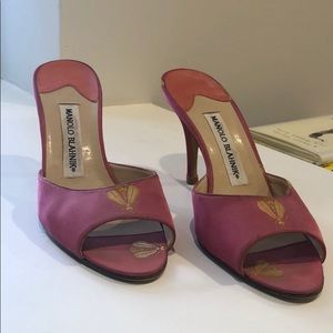 Manolo Blahnik Slides SZ 37.5